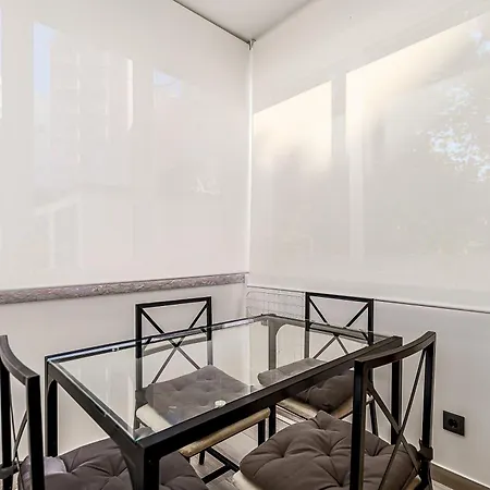 Doormans House Center By Homeful Homes アパート